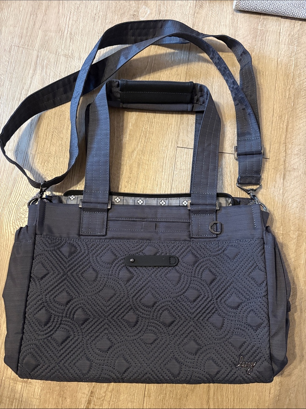 lug Quilted Crossbody Tote Bag in Slate Gray